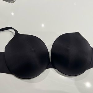 RARE SKIMS SOLD OUT NIPPLE BRA 38 DDD NEW